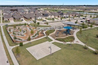 5842 Rock Maple Dr in Princeton, TX - Foto de edificio - Building Photo