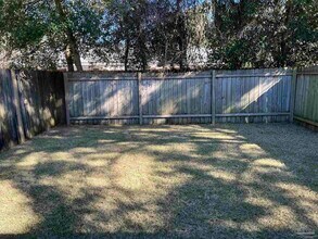113 McClure Dr in Gulf Breeze, FL - Building Photo - Building Photo