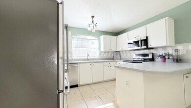 1467 Bay Grove Dr in Port Orange, FL - Building Photo - Building Photo