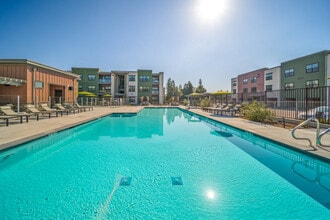 Emblem Renata in Santa Rosa, CA - Building Photo - Building Photo