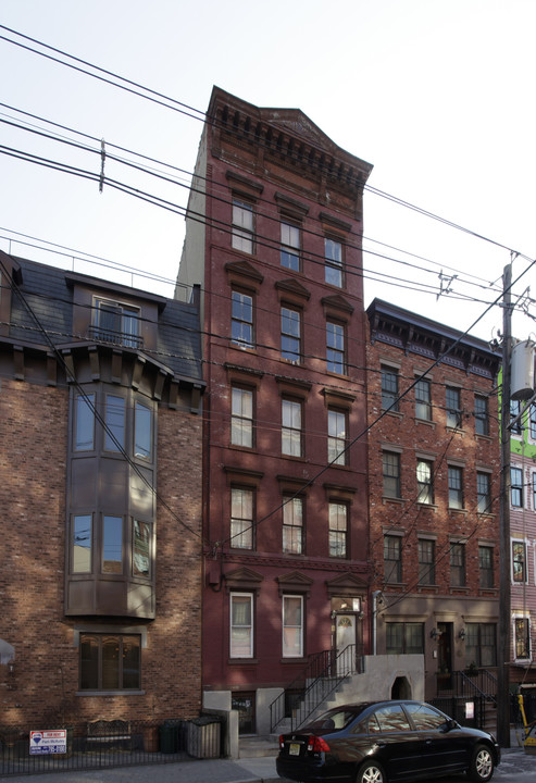 Grand Street-I in Hoboken, NJ - Building Photo