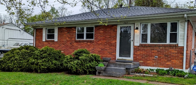 303 Granvil Dr in Louisville, KY - Building Photo - Building Photo