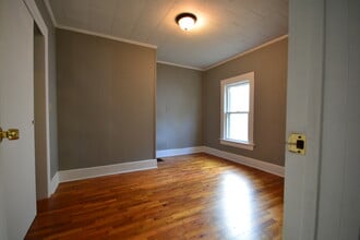 1621 W Atlantic St in Springfield, MO - Building Photo - Building Photo