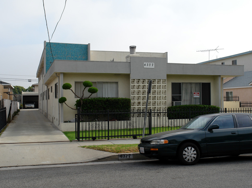 4377 W 132nd St in Hawthorne, CA - Building Photo