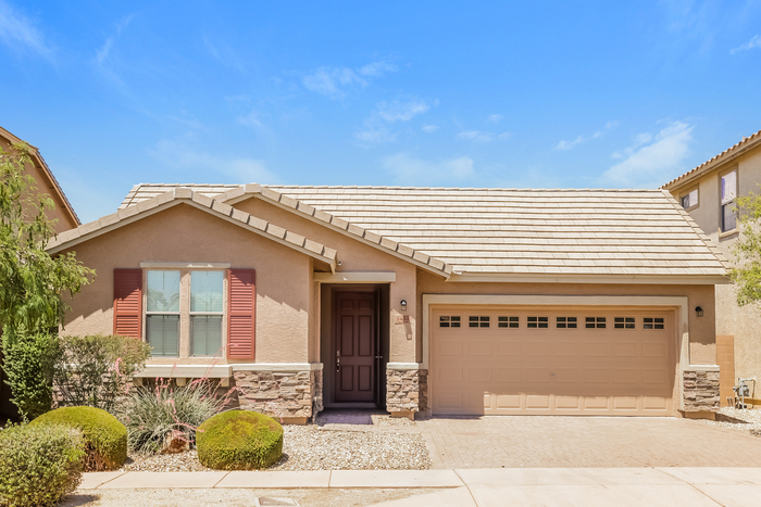 3430 W Darien Way in Phoenix, AZ - Building Photo