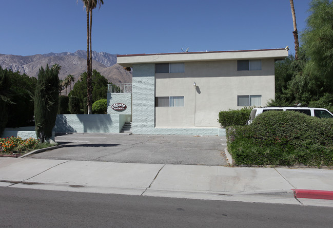 Olivera Apartments in Palm Springs, CA - Building Photo - Building Photo