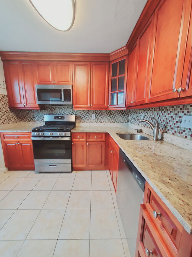 property at 91 Strawberry Hill Ave