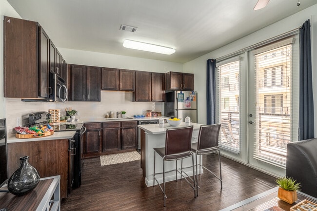 Grandmarc Austin in Austin, TX - Foto de edificio - Interior Photo