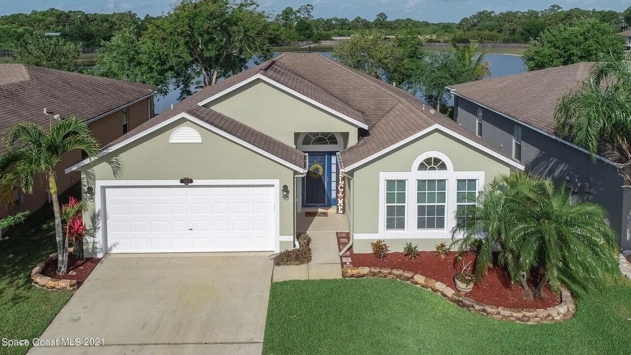 3605 Burdock Ave in West Melbourne, FL - Building Photo