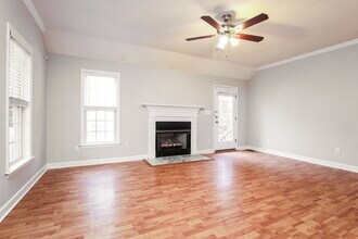 4313 Pillory Pl, Unit 2 in Raleigh, NC - Building Photo - Building Photo