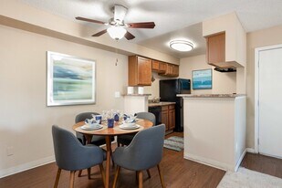 Cambrian Apartments in Aurora, CO - Building Photo