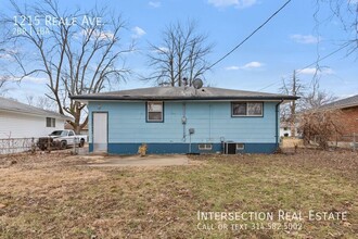 1215 Reale Ave in St. Louis, MO - Foto de edificio - Building Photo