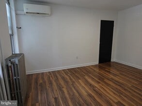 2400 E Dauphin St in Philadelphia, PA - Building Photo - Building Photo