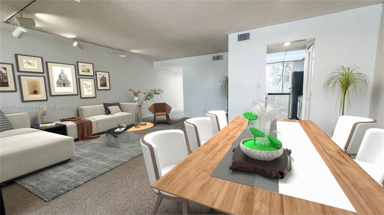 3309 Bridgewood Dr in Boca Raton, FL - Building Photo