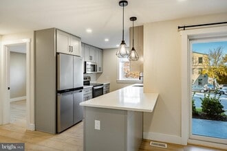 530 Washington Ave in Phoenixville, PA - Building Photo - Building Photo