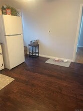 206 Dickinson Ave in East Northport, NY - Building Photo - Building Photo