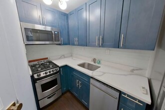 151 W 82nd St in New York, NY - Building Photo - Building Photo