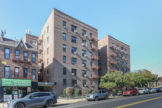 9040 Fort Hamilton Pkwy in Brooklyn, NY - Building Photo - Primary Photo