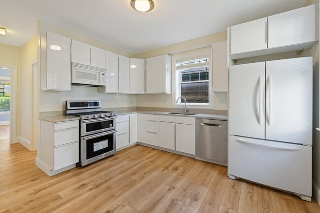 property at 124 Boston Ave