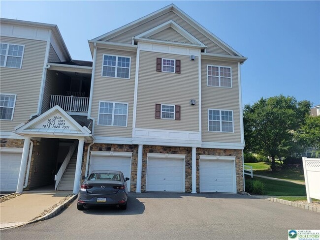 property at 1015 Old Course Ln