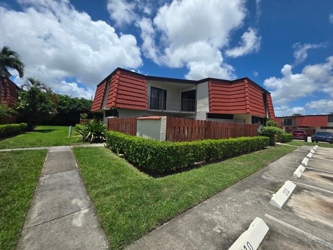 property at 3776 Victoria Dr