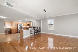 341 5th St S in St. Petersburg, FL - Building Photo - Building Photo