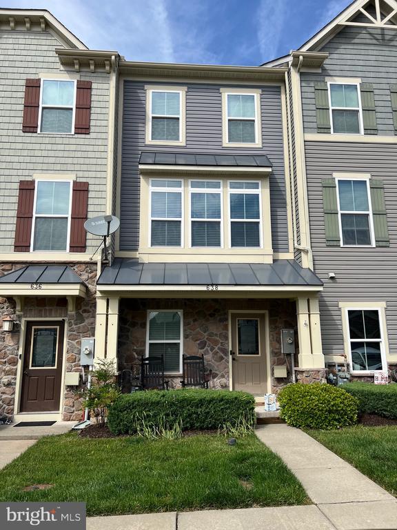 property at 638 Ravenwood Dr