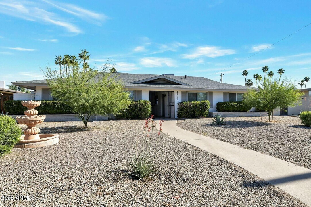 3624 E Montecito Ave in Phoenix, AZ - Building Photo