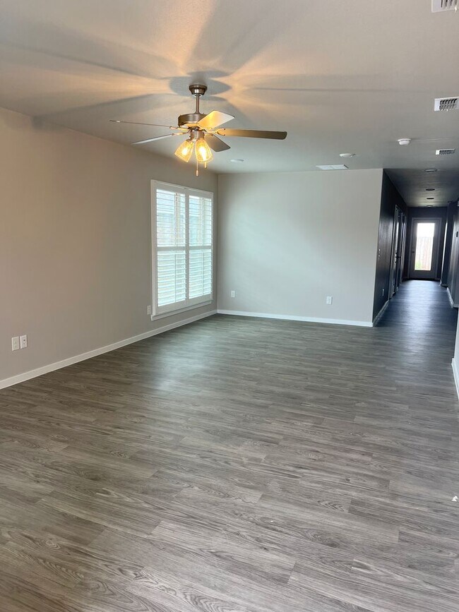 2401 144th St in Lubbock, TX - Building Photo - Building Photo