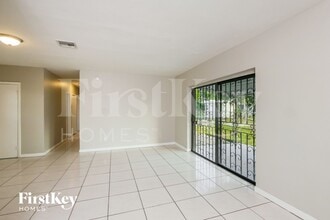 3010 NW 187th St in Miami Gardens, FL - Building Photo - Building Photo