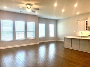 5537 Yellowstone Rd in The Colony, TX - Building Photo - Building Photo