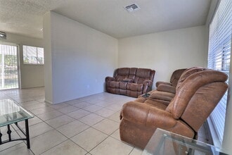 304 Deborah Dr in Converse, TX - Building Photo - Building Photo