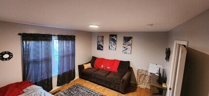 2339 Valley Creek W Ln in Indianapolis, IN - Building Photo - Building Photo