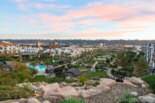 8575 Aspect Dr in San Diego, CA - Building Photo