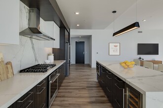 Luma Apartments in San Diego, CA - Building Photo - Building Photo