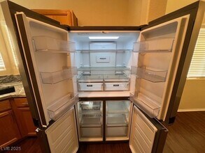 2153 Gravel Hill St, Unit 206 in Las Vegas, NV - Building Photo - Building Photo