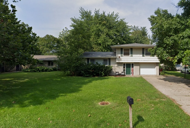 property at 1907 Bellamy Dr