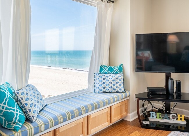 property at 1701 Sand Dollar Ct
