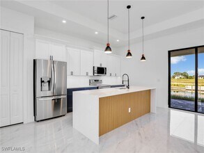 2140 NW 23rd Ave in Cape Coral, FL - Building Photo - Building Photo