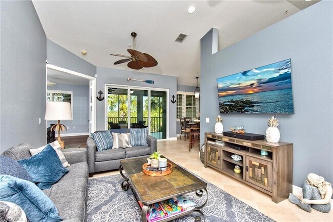 4695 Hawks Nest Way in Naples, FL - Building Photo - Building Photo