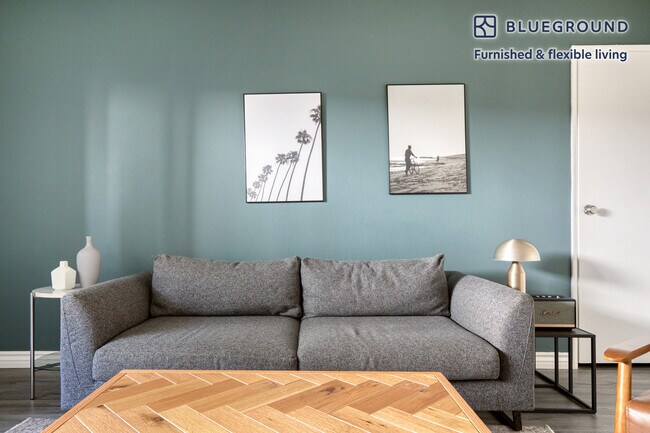 3537 Clarington Ave-Unit -FL1-ID193 in Los Angeles, CA - Building Photo - Building Photo