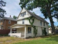 637 E 15th St in Davenport, IA - Foto de edificio - Building Photo