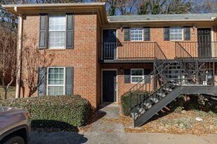 1688 Prince Ave in Athens, GA - Building Photo