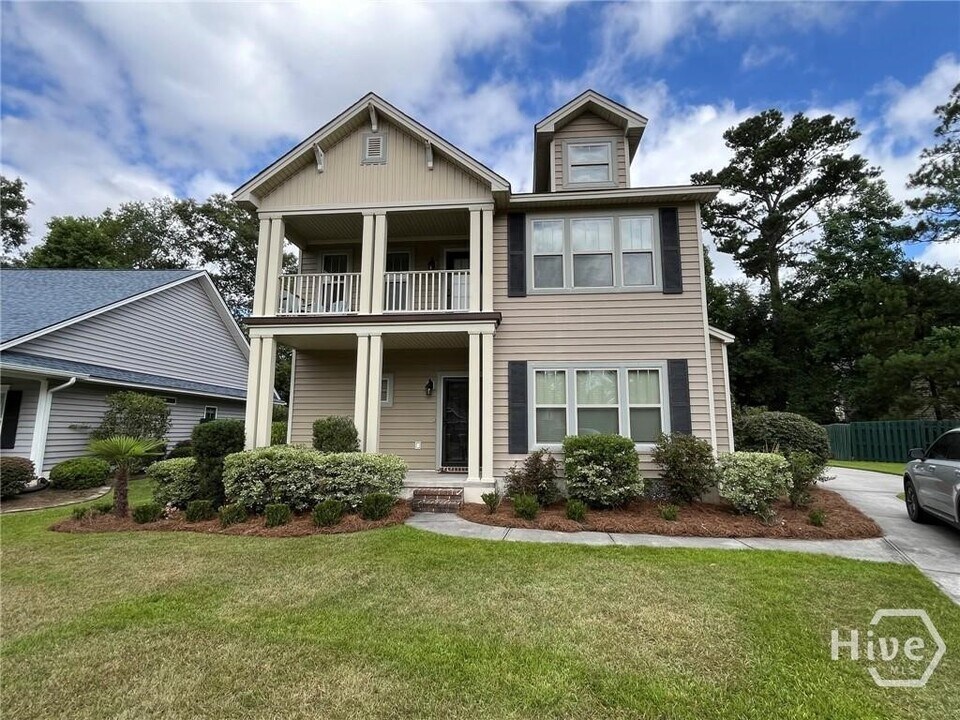 60 Teachers Row in Richmond Hill, GA - Building Photo
