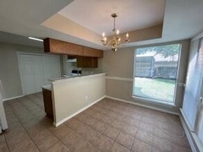 707 Brookhaven Dr in Lancaster, TX - Building Photo - Building Photo