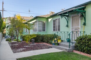 924 11th St in Santa Monica, CA - Building Photo