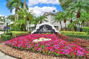 3752 San Simeon Cir in Weston, FL - Building Photo