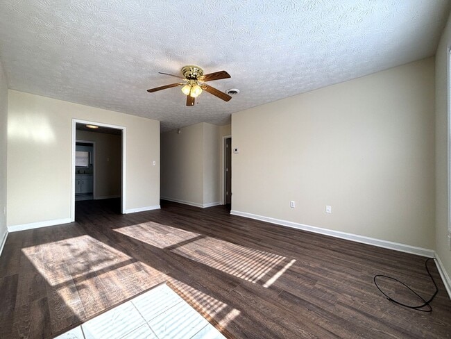 250-252 E Paces Dr in Athens, GA - Building Photo - Building Photo