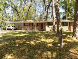 1510 Raa Ave in Tallahassee, FL - Building Photo