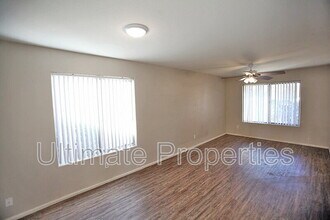 15821 N 165th Ln in Surprise, AZ - Building Photo - Building Photo